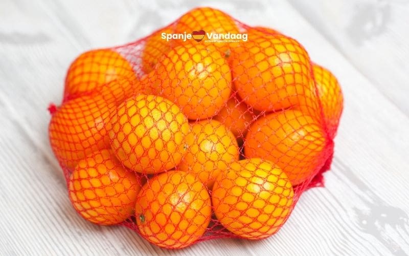 Waarom worden sinaasappels in Spanje altijd verpakt in een rood netje?