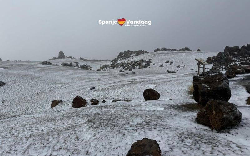 Toegangswegen naar hoogste punt op Tenerife afgesloten door sneeuwval