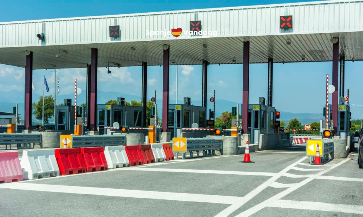 Spaanse overheid start nationalisatie van 12 snelwegen ondanks dreiging van rechtszaken